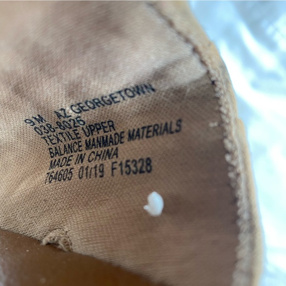Arizona Jean company, size 9m, Arizona Jean Co decorative flip-flop in tan. - Picture 7 of 7